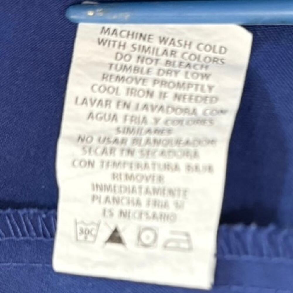 Scrubstar Ultimate XS women’s blue scrub top, three pockets badge loop - Picture 9 of 9